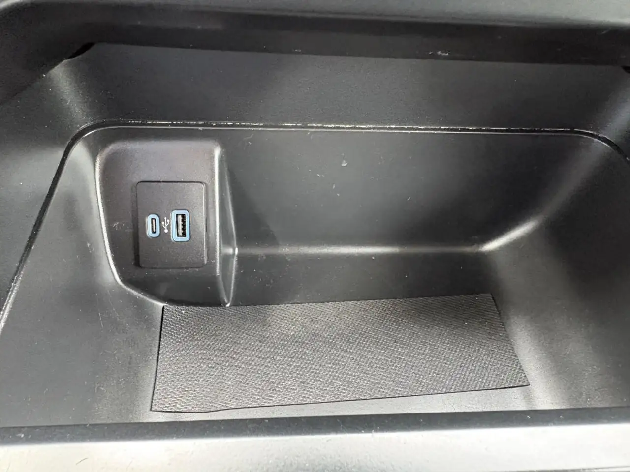 Ford F-150 - Image 33