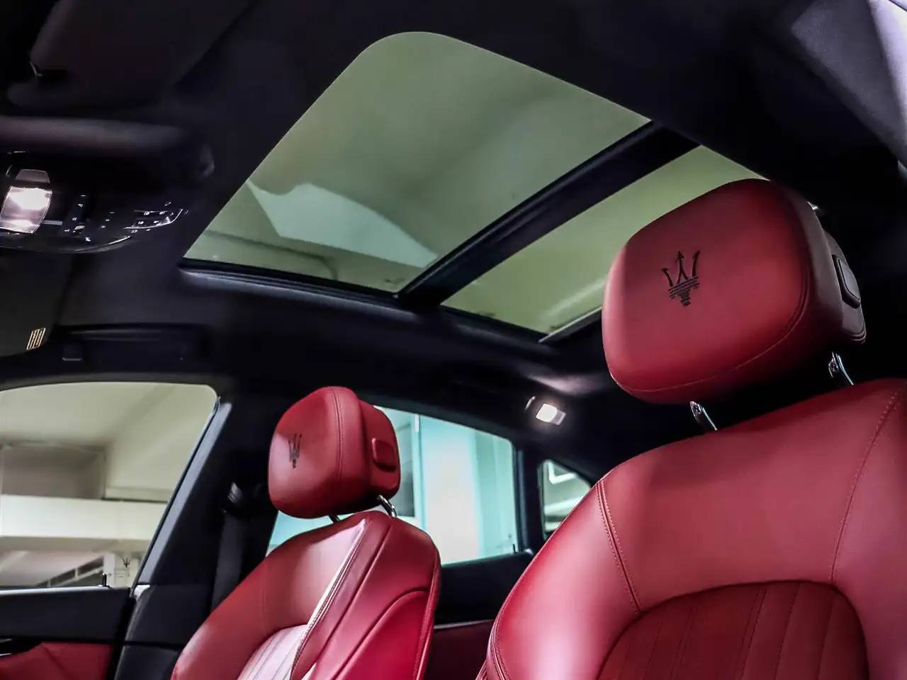 Maserati Levante - Image 25