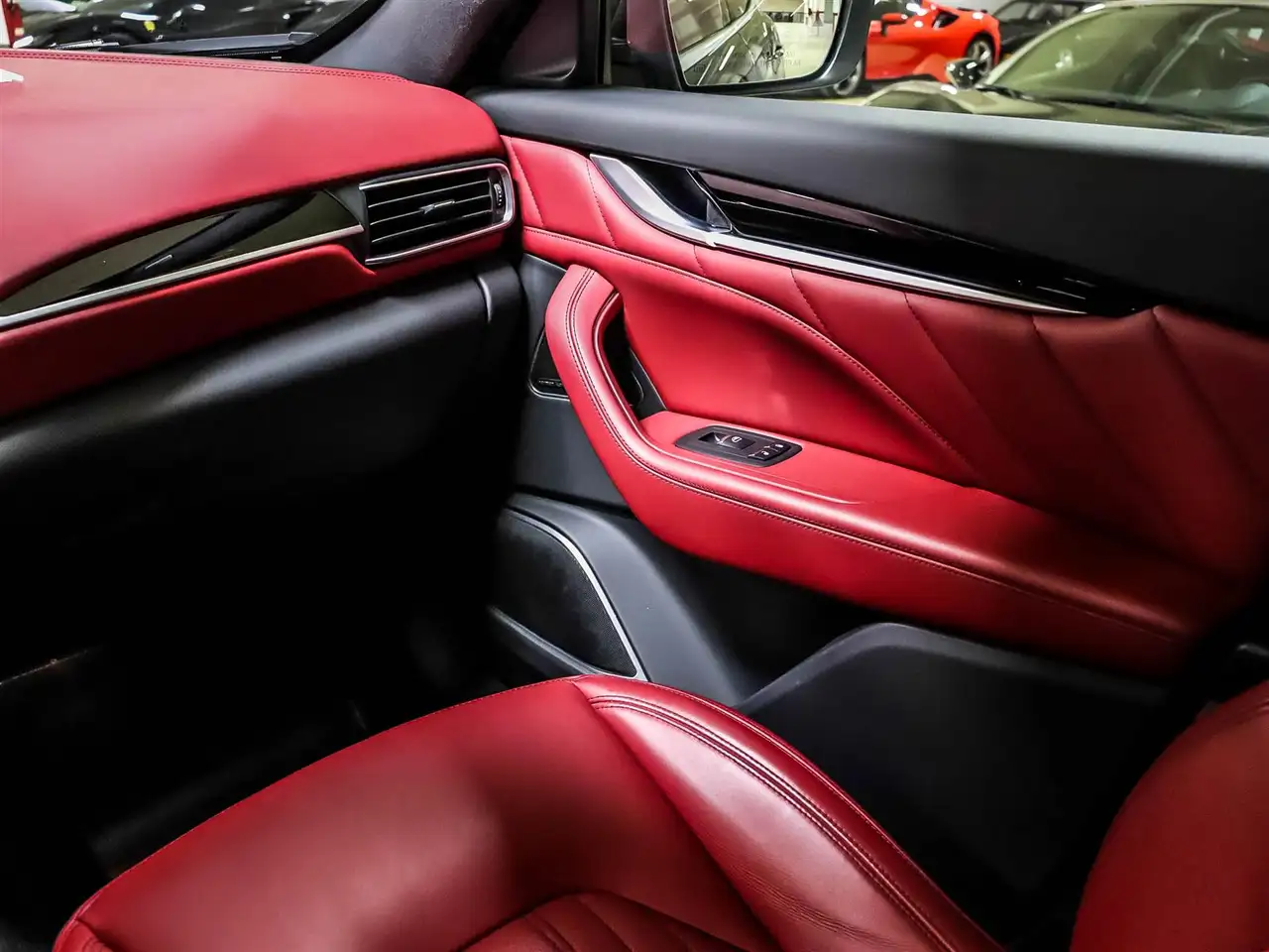 Maserati Levante - Image 10