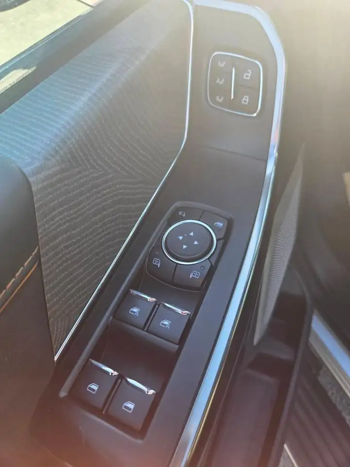 Ford F-150 - Image 13