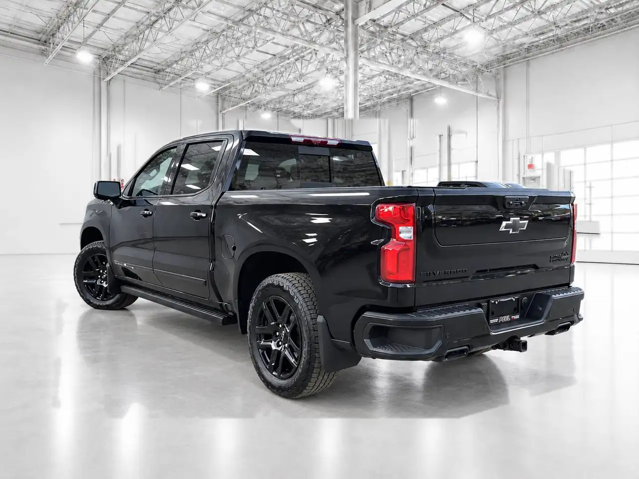 Chevrolet Silverado 1500 - Image 4