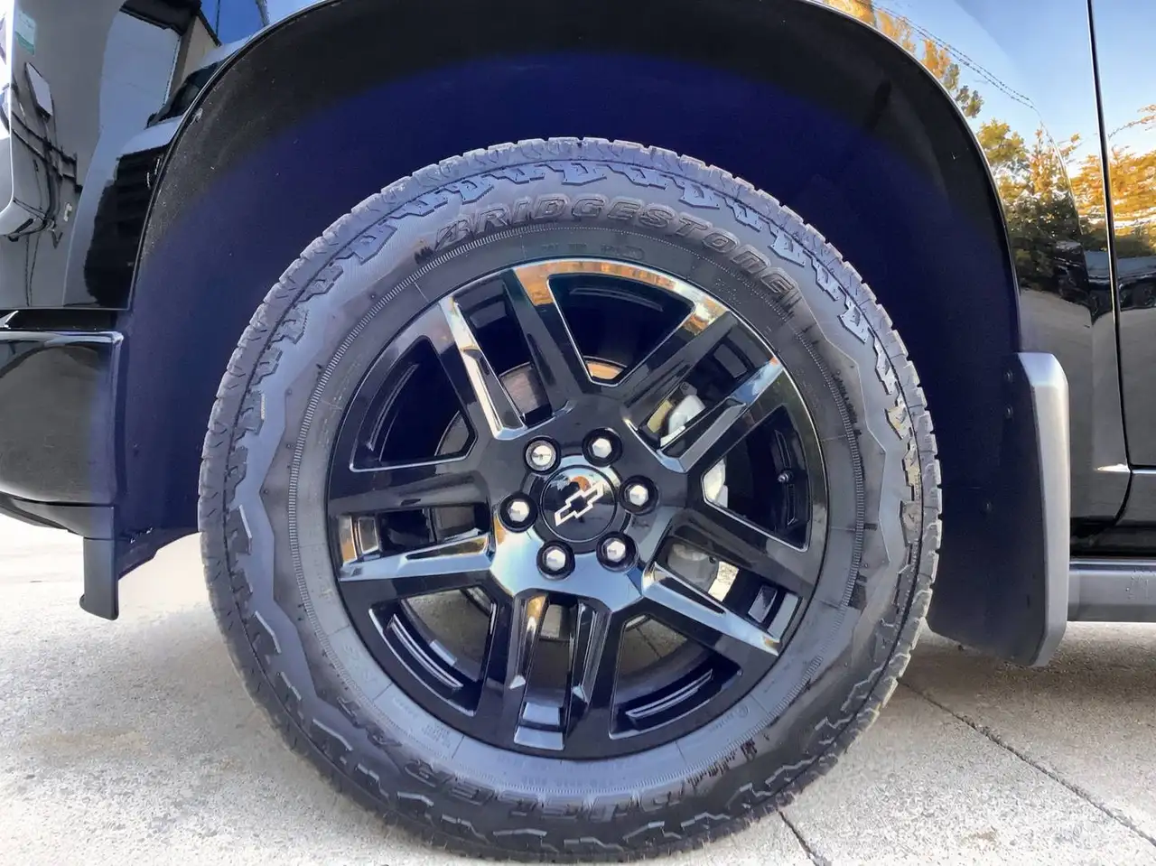 Chevrolet Silverado 1500 - Image 34