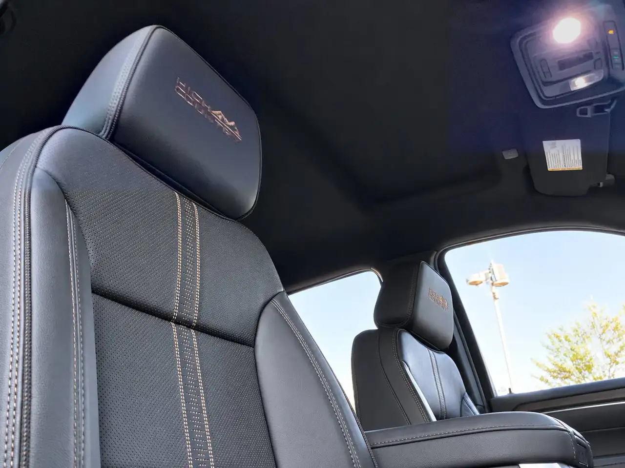 Chevrolet Silverado 1500 - Image 27