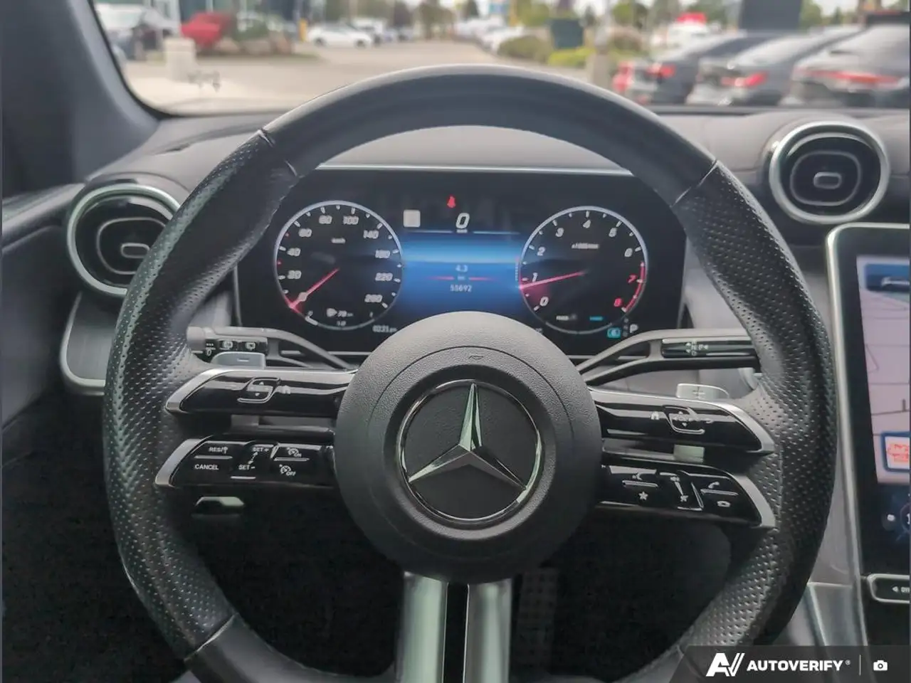 Mercedes-Benz GLC - Image 13