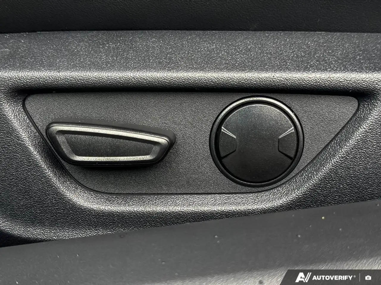 Ford Mustang - Image 15