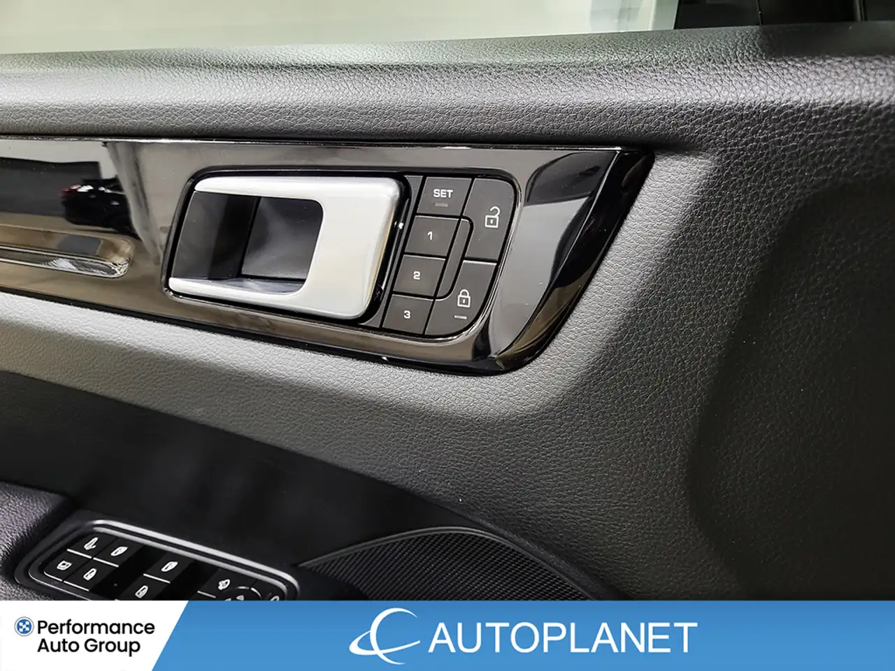 Porsche Cayenne - Image 46
