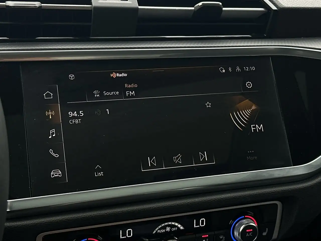 Audi Q3 - Image 24