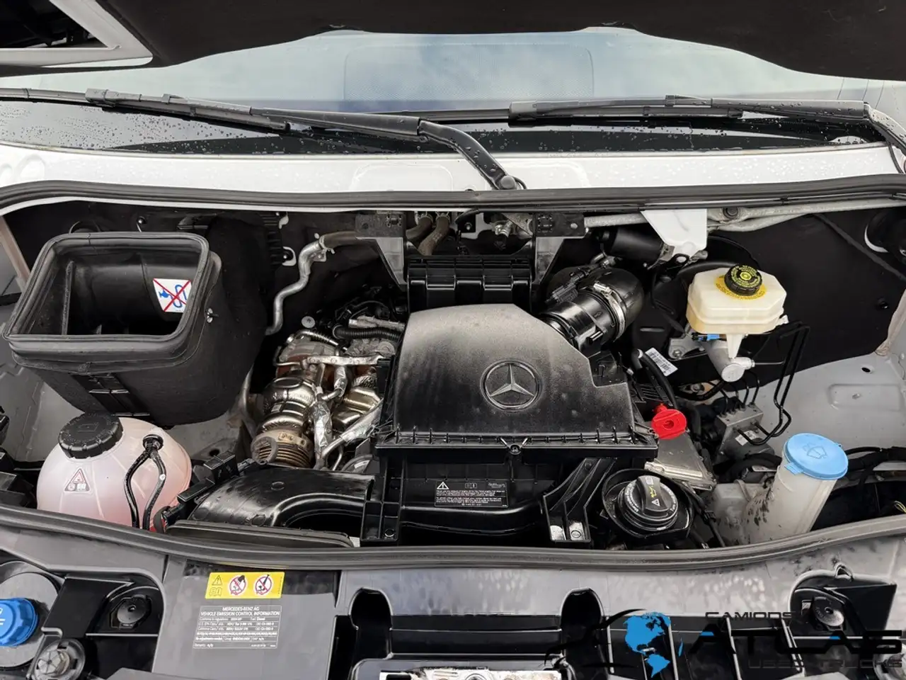 Mercedes-Benz Sprinter - Image 19