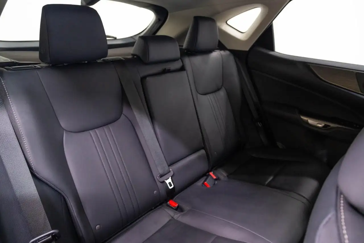 Lexus NX 350 - Image 24
