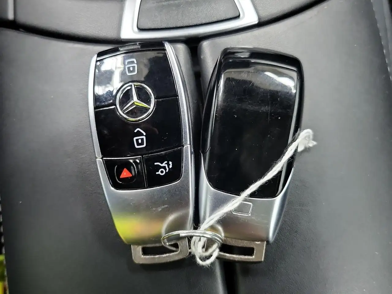 Mercedes-Benz E-Class - Image 8