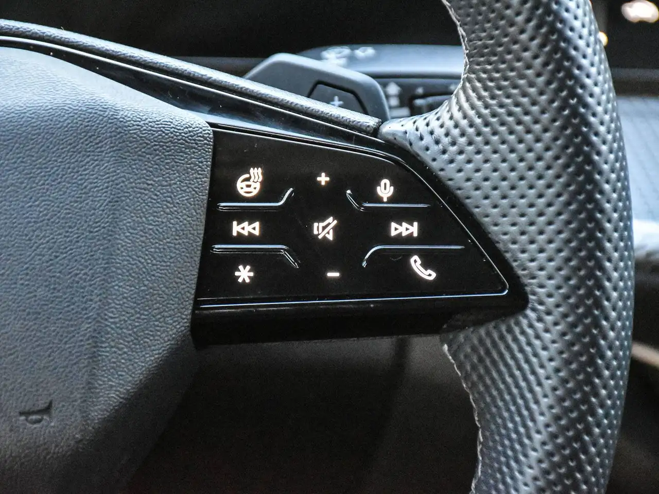 Audi Q5 - Image 19