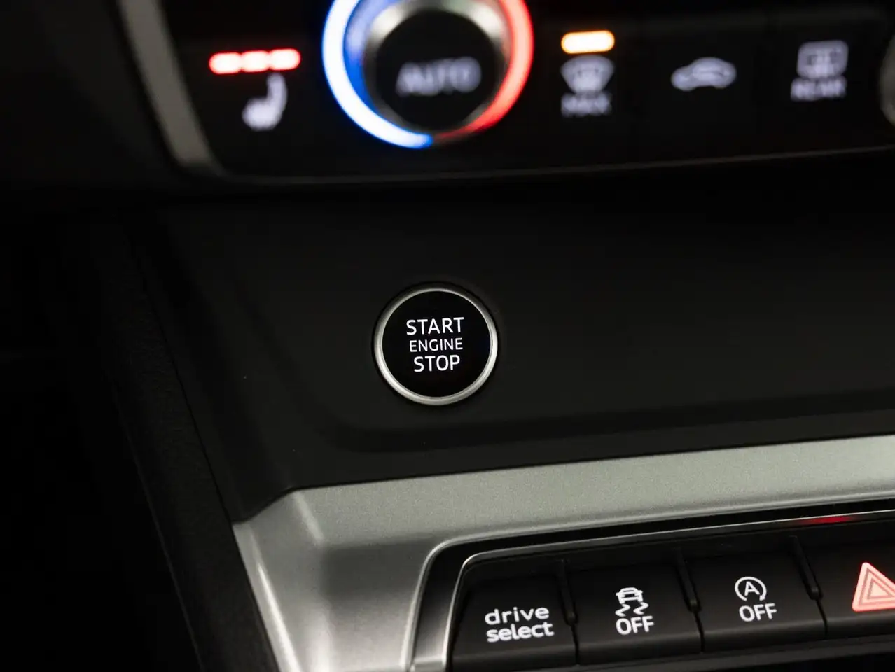 Audi Q3 - Image 21