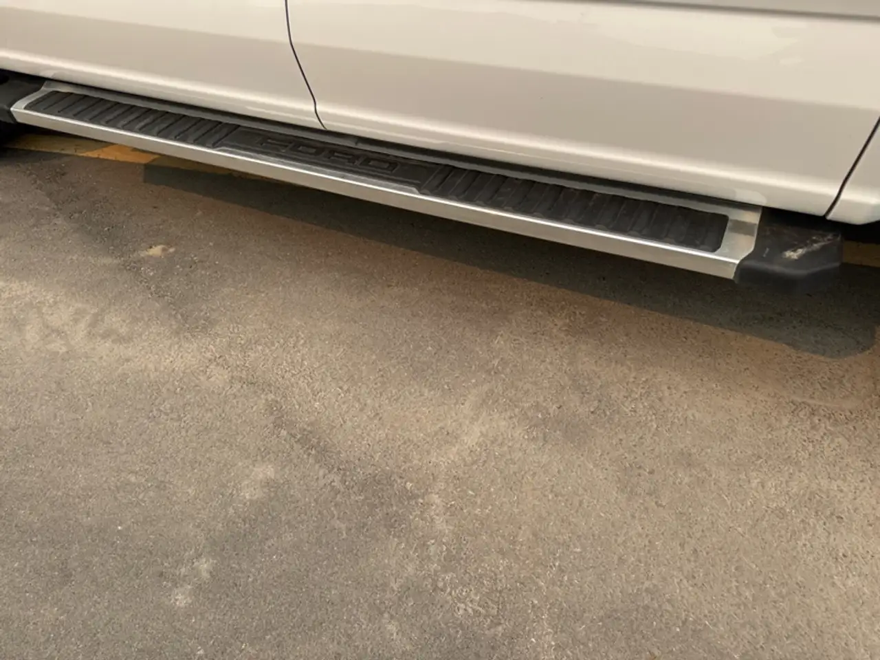 Ford F-150 - Image 10