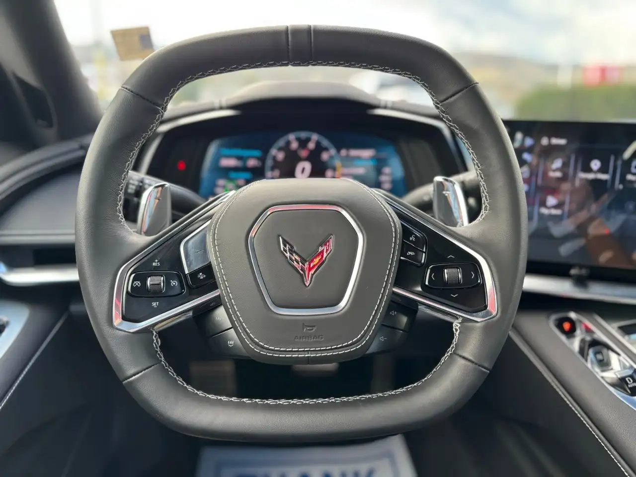 Chevrolet Corvette - Image 14