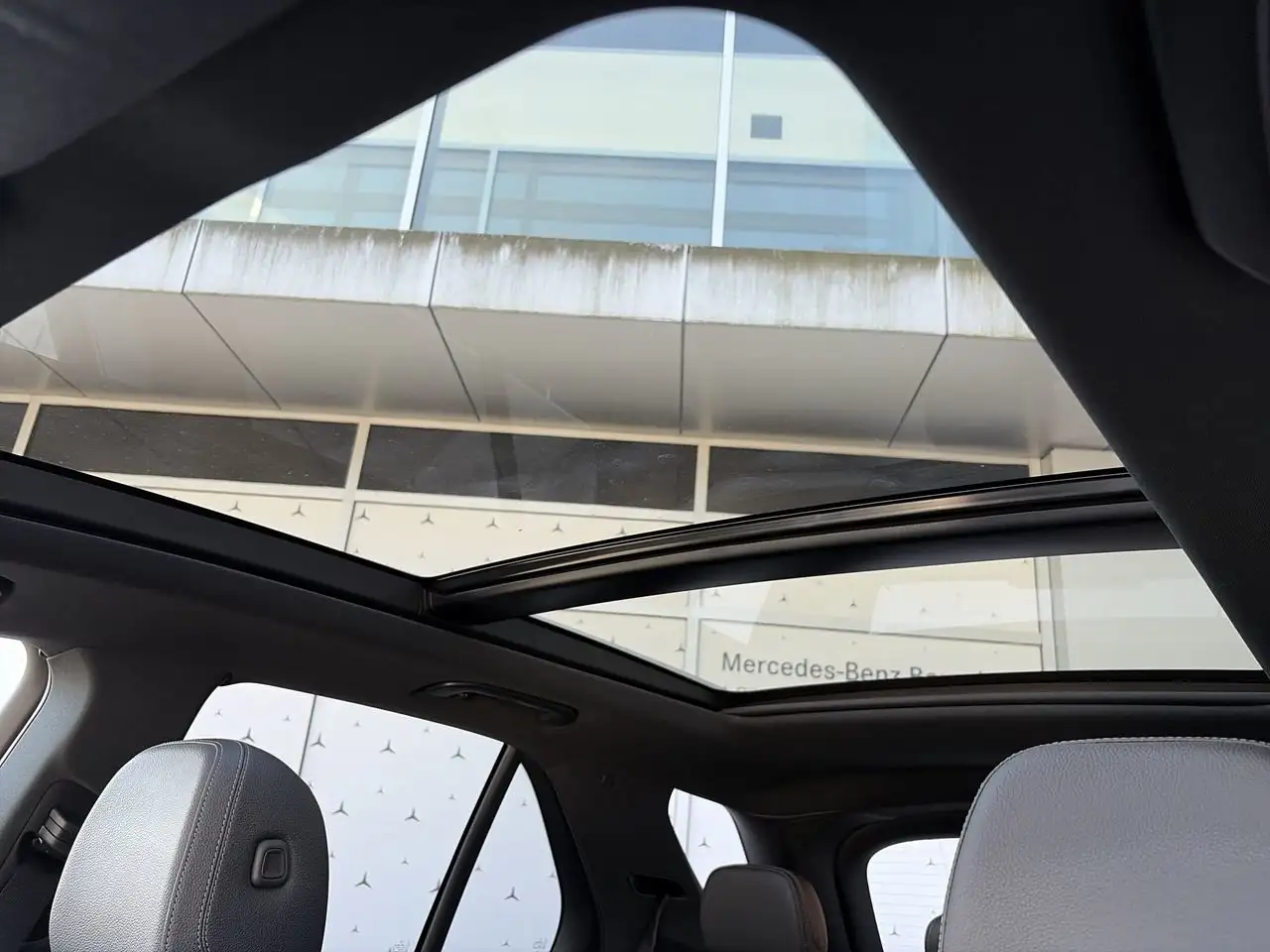 Mercedes-Benz GLE - Image 30