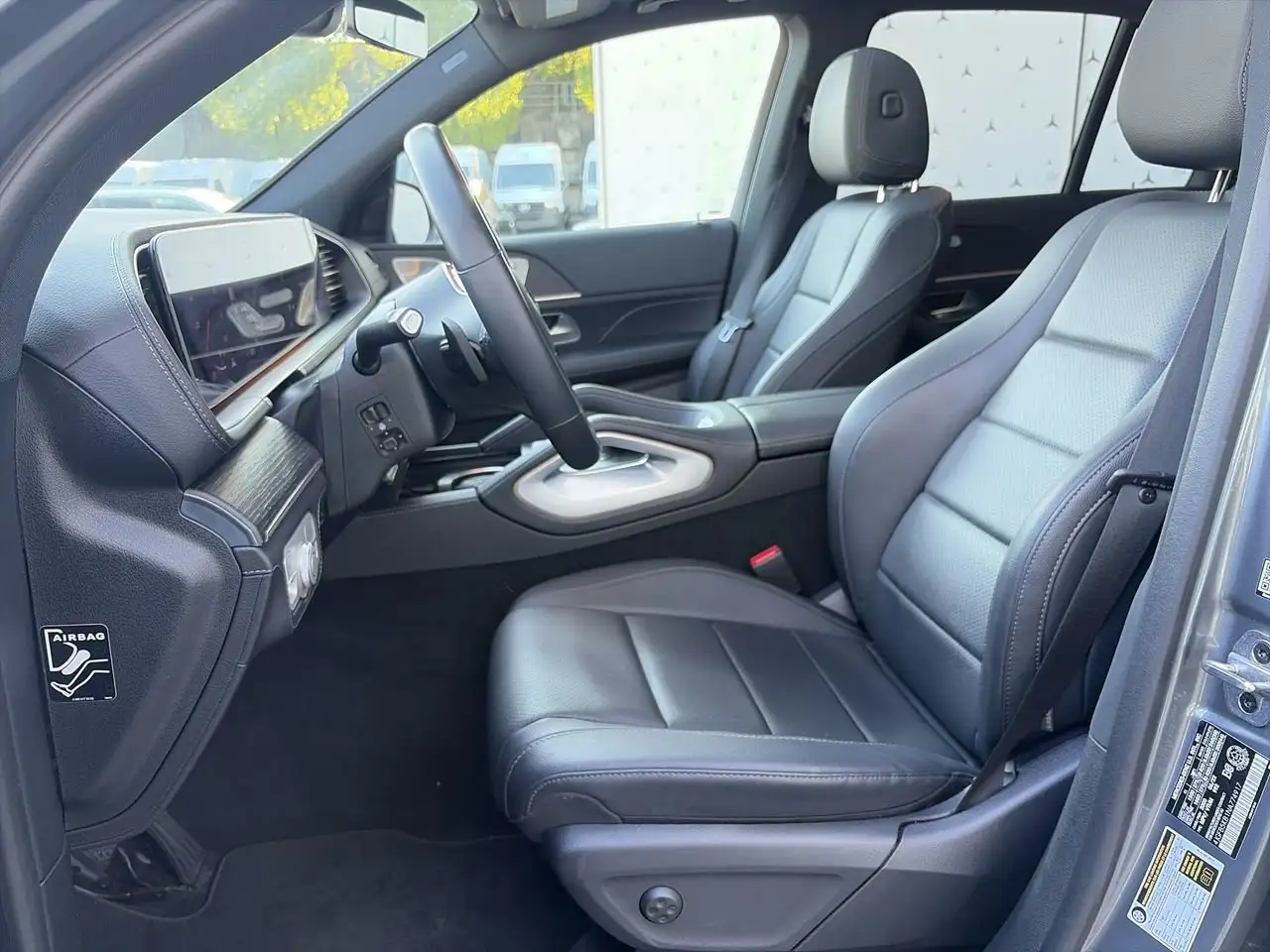 Mercedes-Benz GLE - Image 19