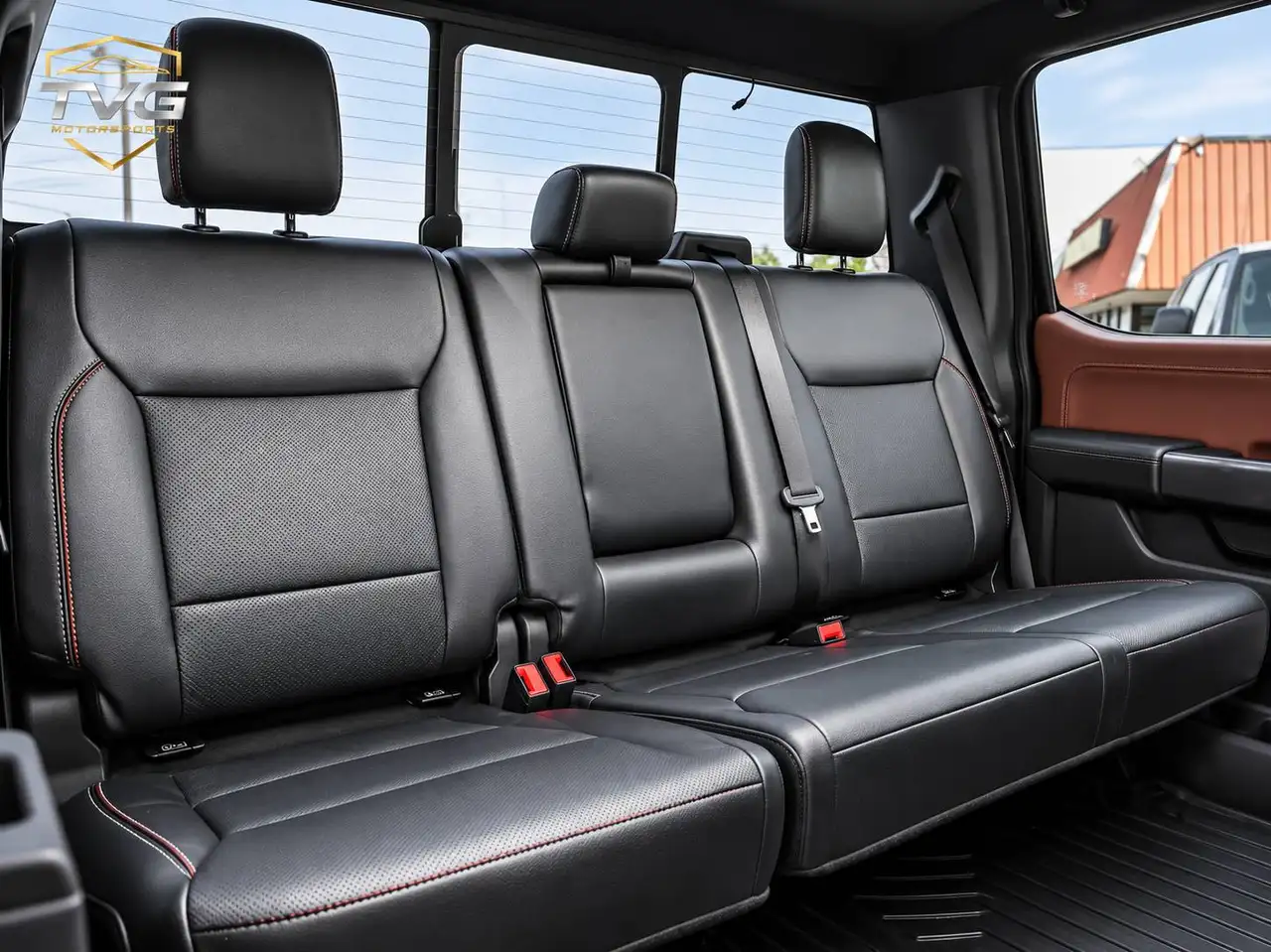 Ford F-150 - Image 18