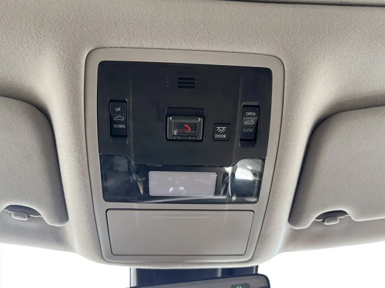 Lexus RX - Image 28