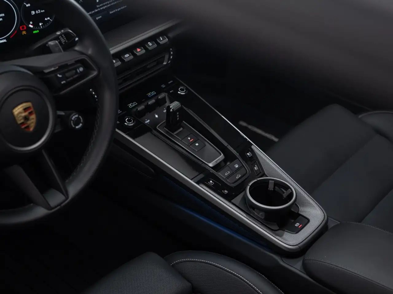 Porsche 911 - Image 22