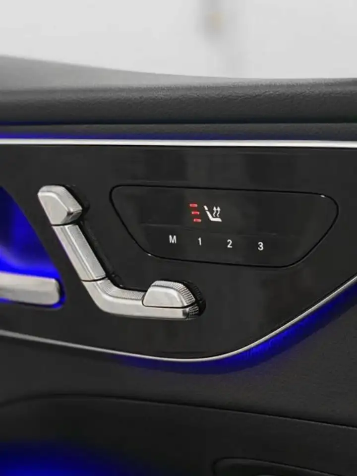 Mercedes-Benz C-Class - Image 8
