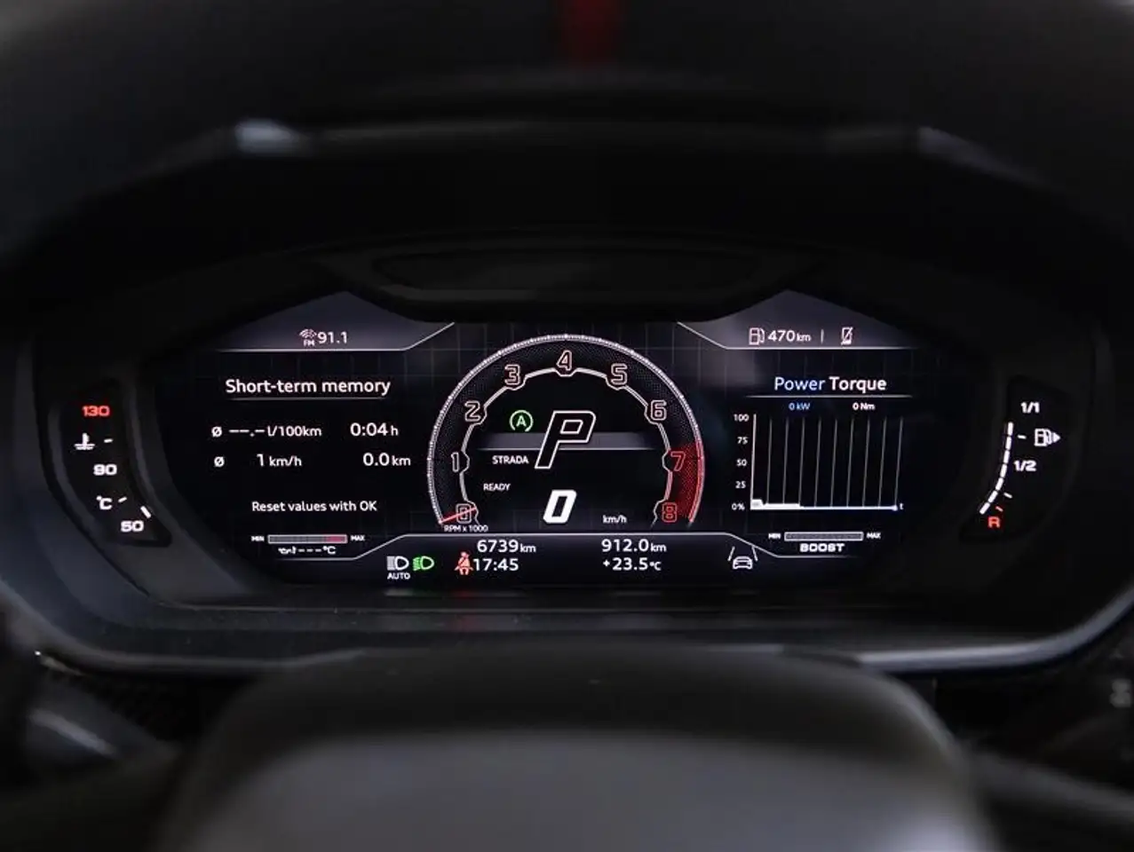 Lamborghini Urus - Image 23