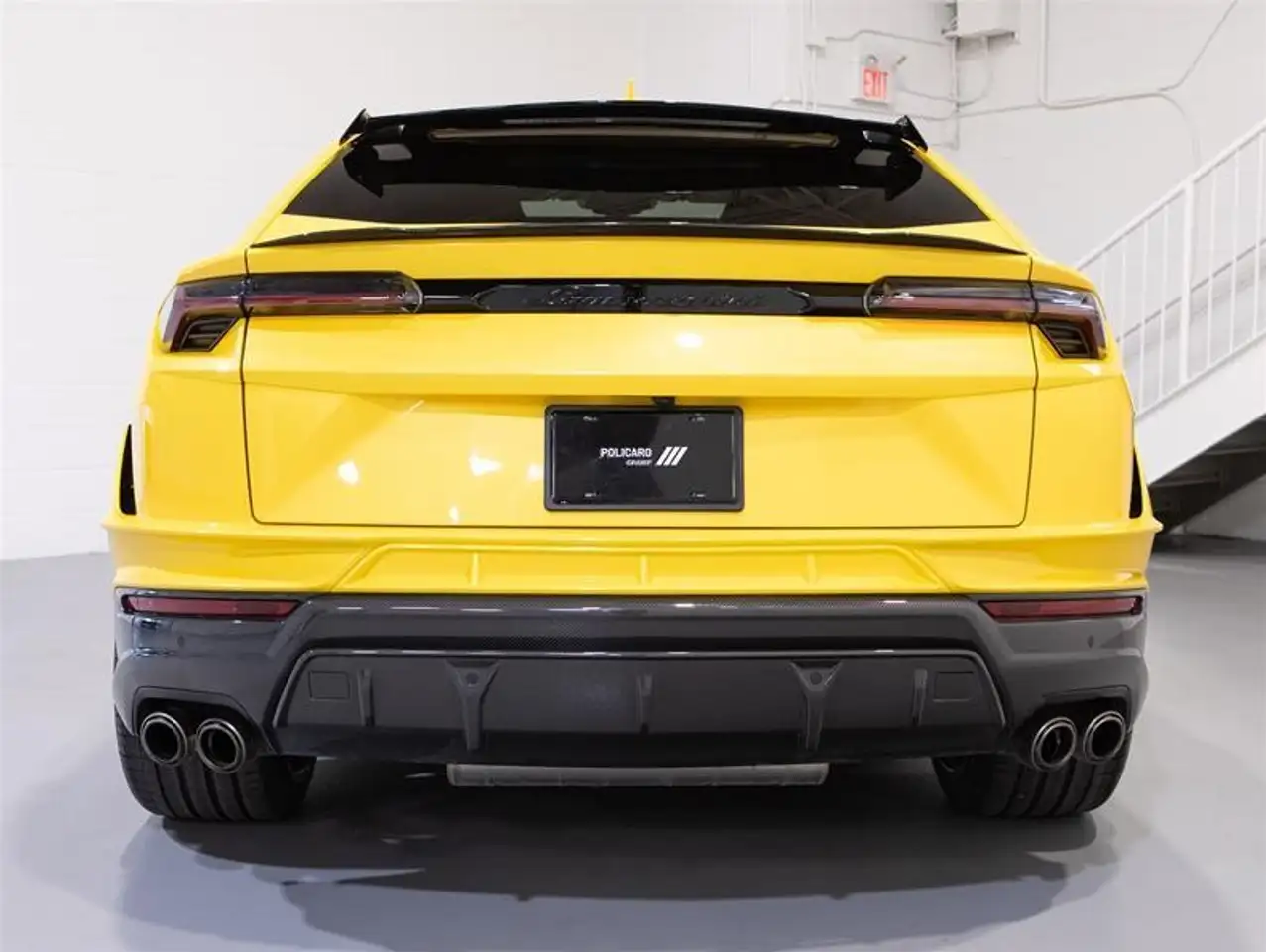 Lamborghini Urus - Image 9