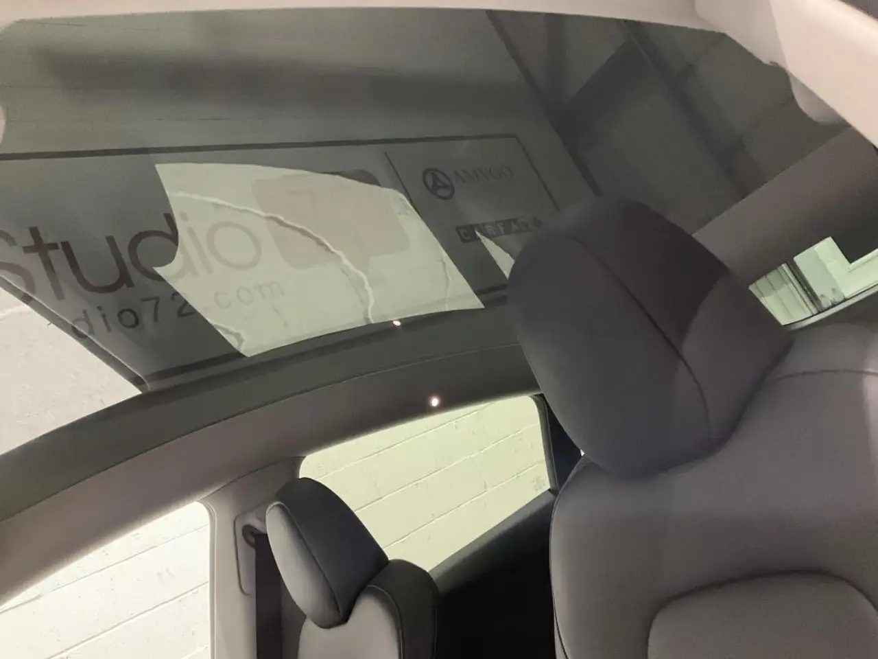Tesla Model Y - Image 14