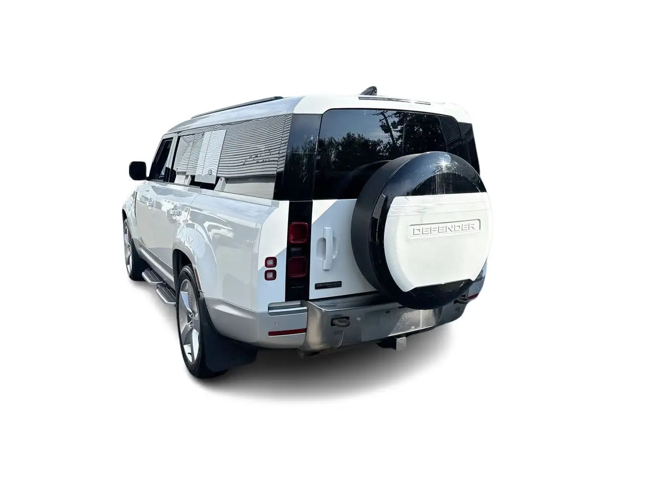 Land Rover Defender - Image 11