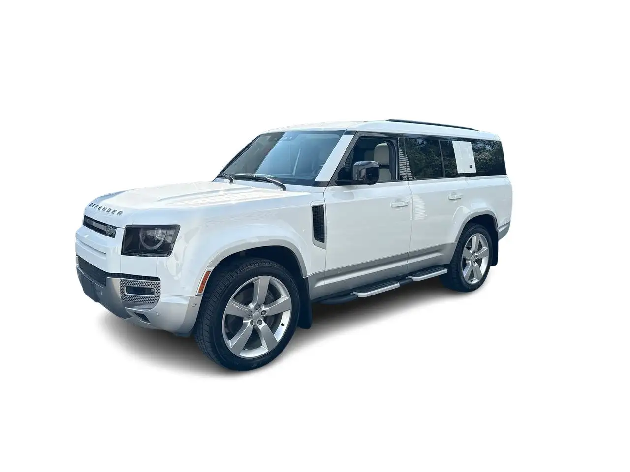 Land Rover Defender - Image 7