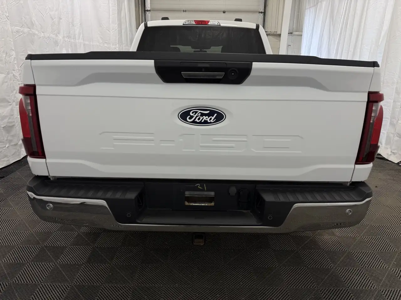 Ford F-150 - Image 13