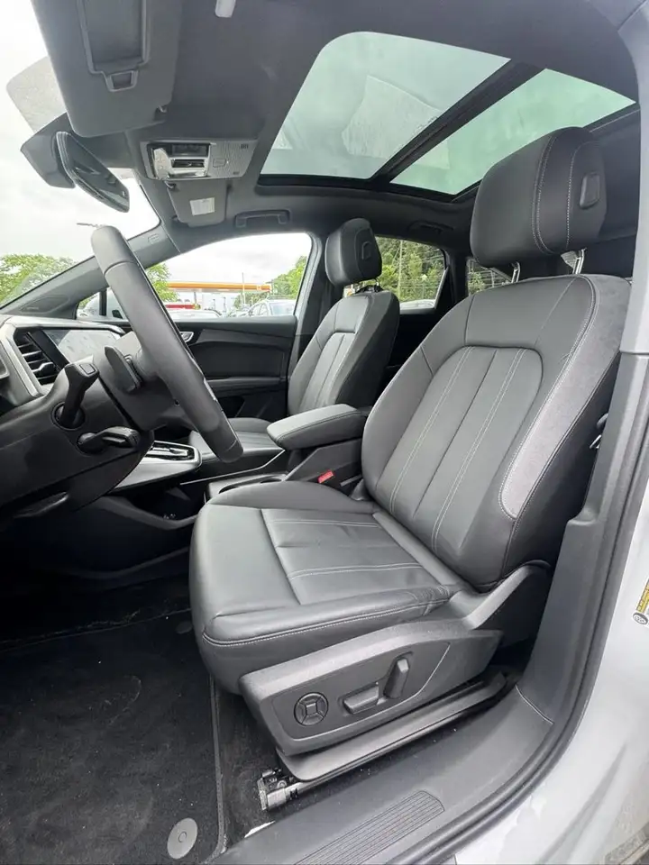Audi Q4 e-tron - Image 8