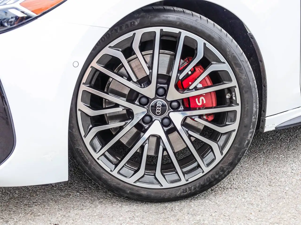Audi S5 - Image 9