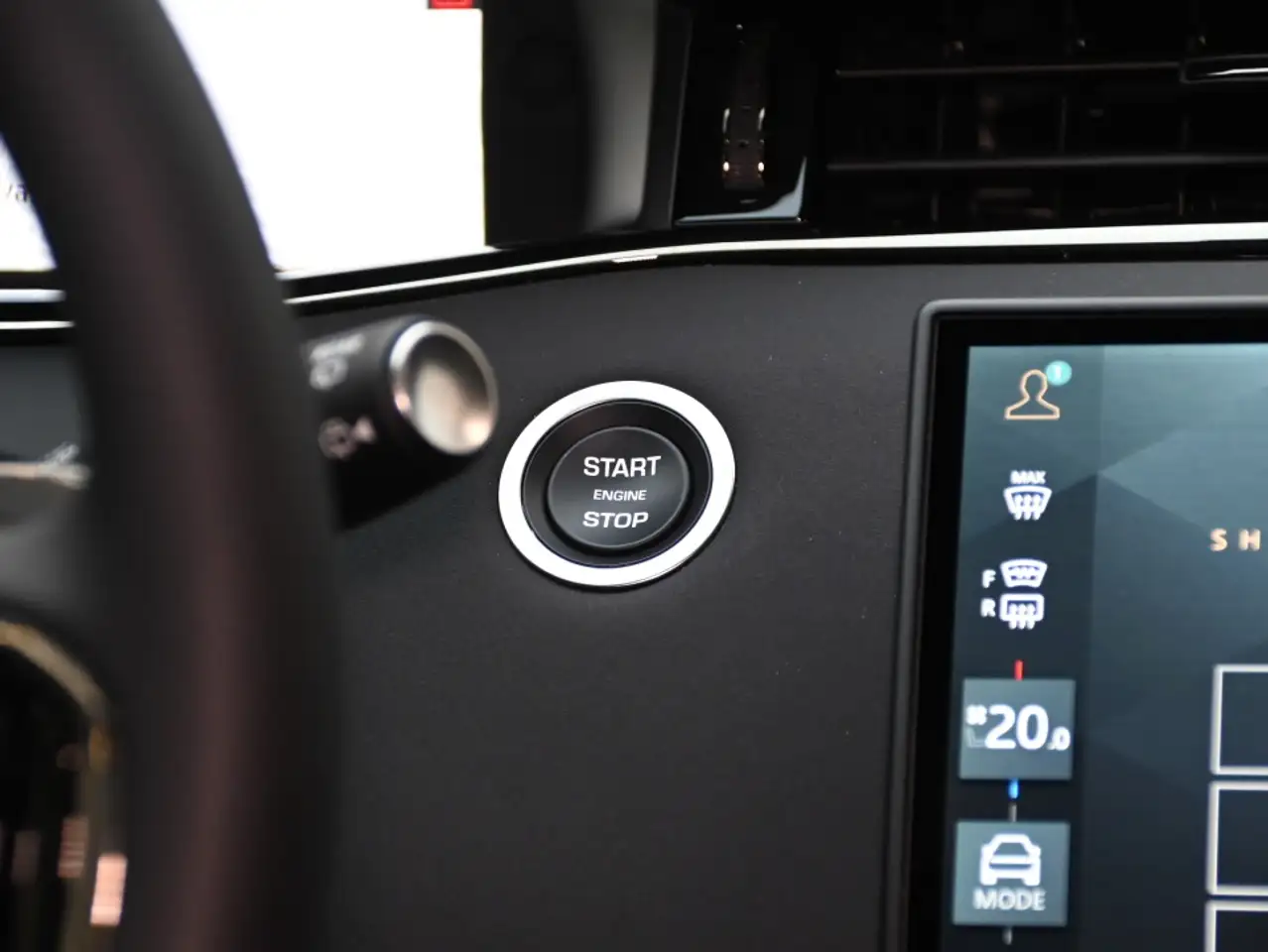 Land Rover Range Rover Evoque - Image 24