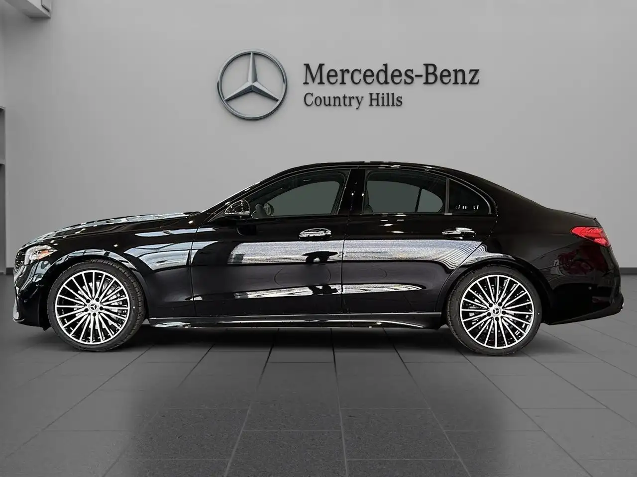 Mercedes-Benz C-Class - Image 2