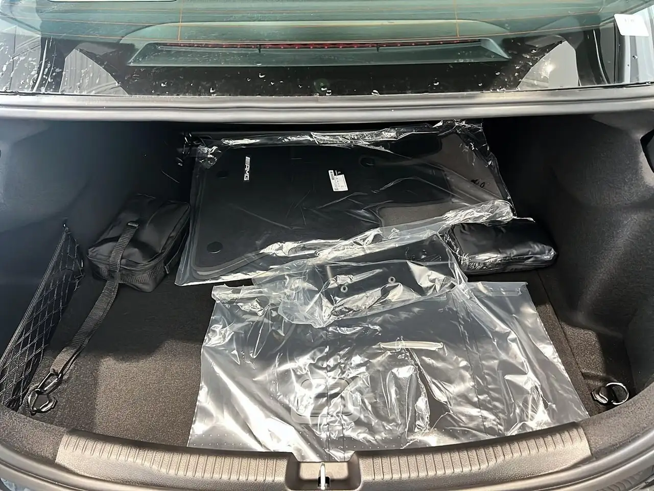 Mercedes-Benz C-Class - Image 14