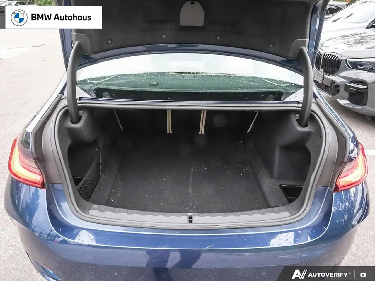 BMW 3 Series - Image 11