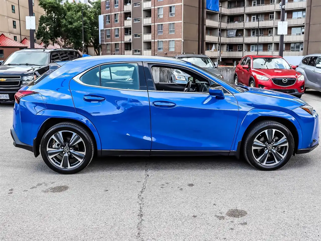 Lexus UX - Image 3