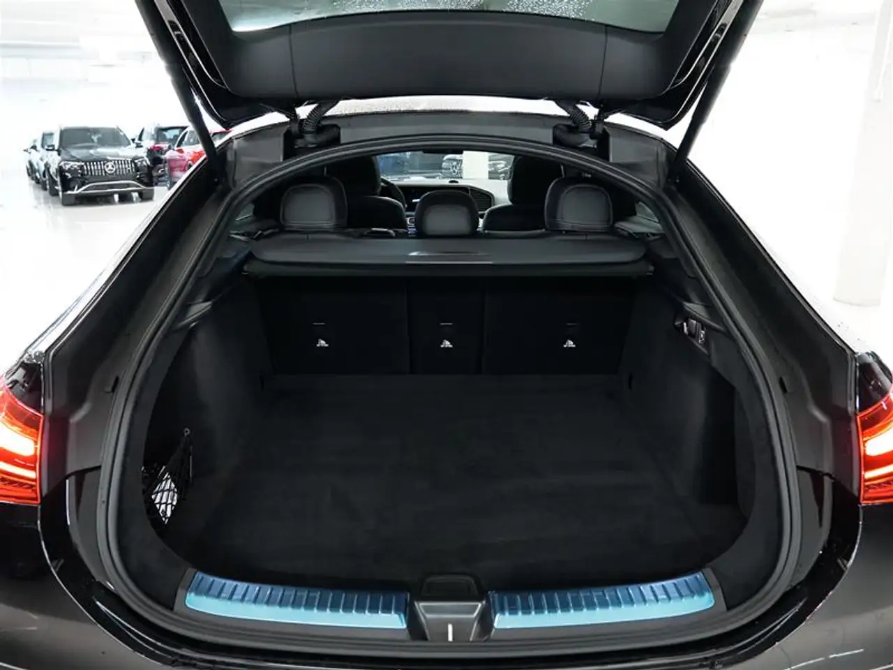 Mercedes-Benz GLE - Image 18