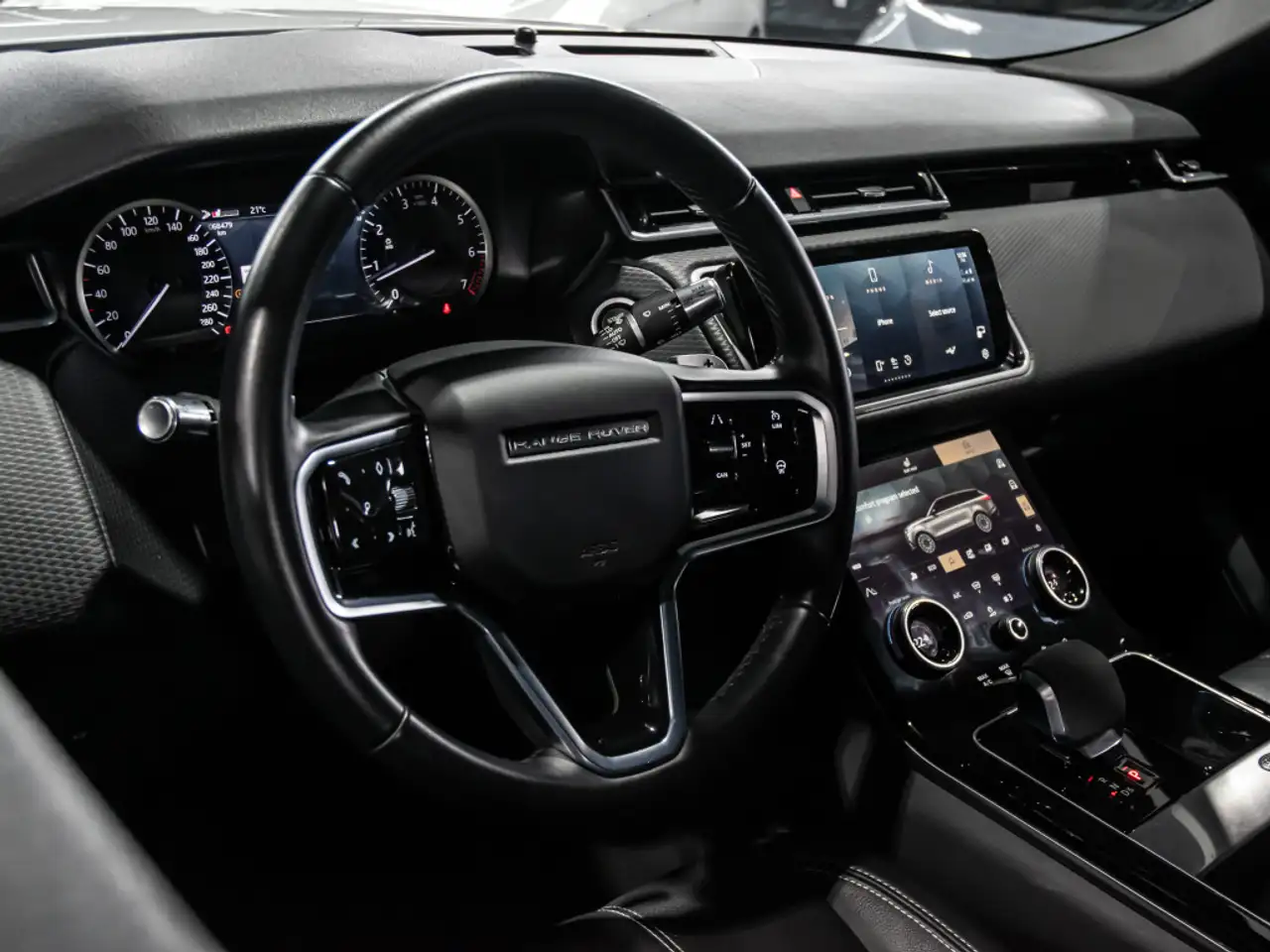 Land Rover Range Rover Velar - Image 8