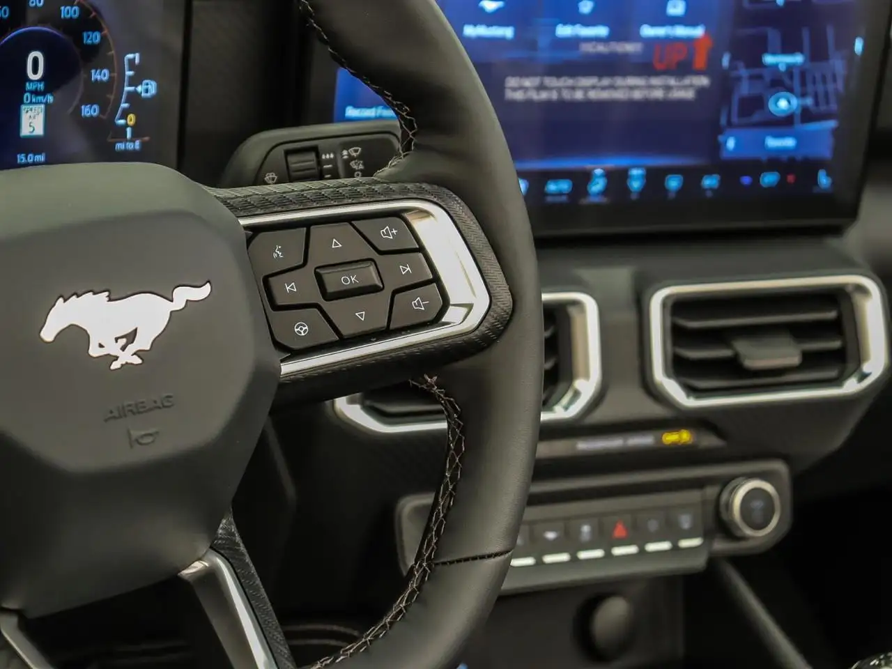Ford Mustang - Image 12