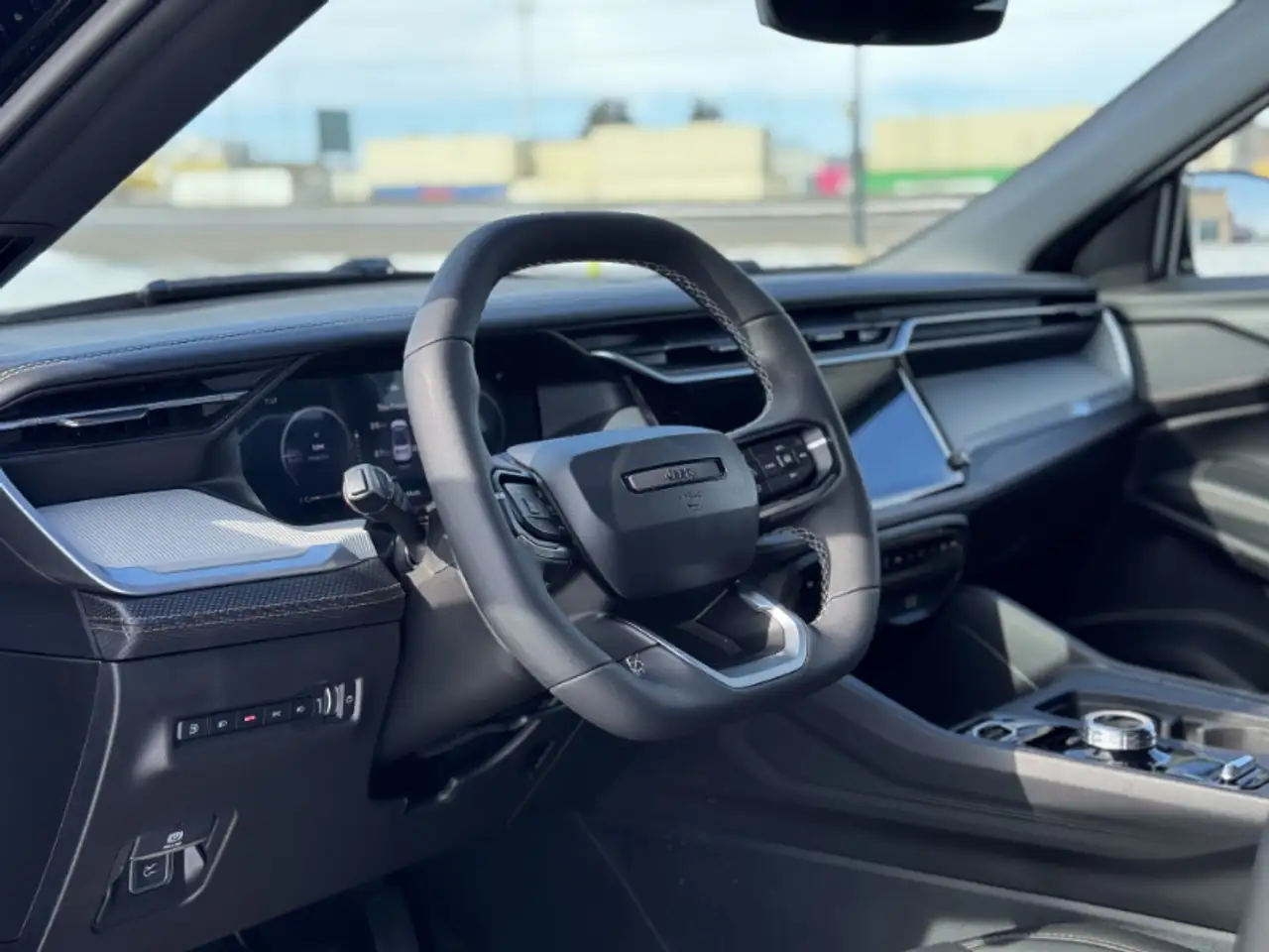Jeep Cherokee - Image 10