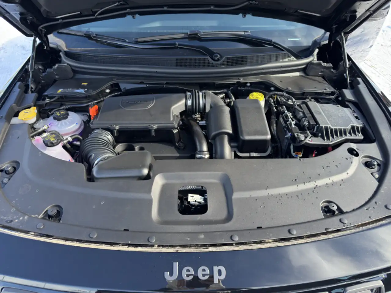 Jeep Cherokee - Image 25