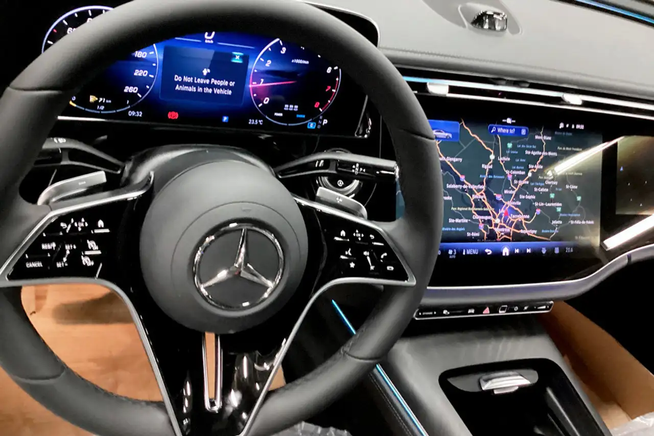 Mercedes-Benz E-Class - Image 8