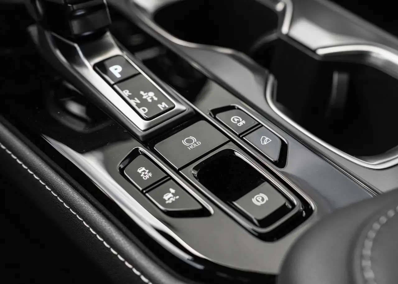 Lexus NX - Image 11