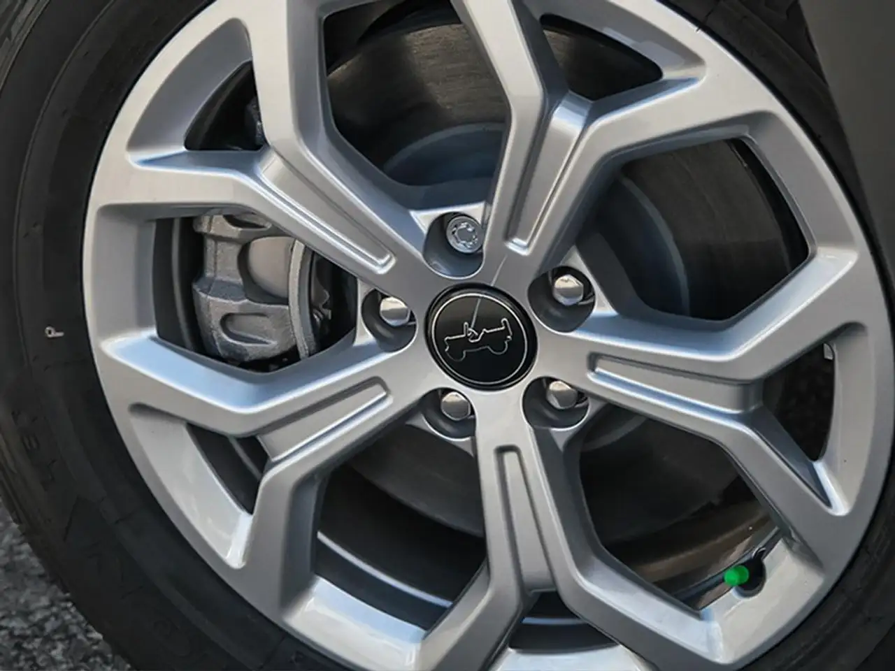 Jeep Compass - Image 8
