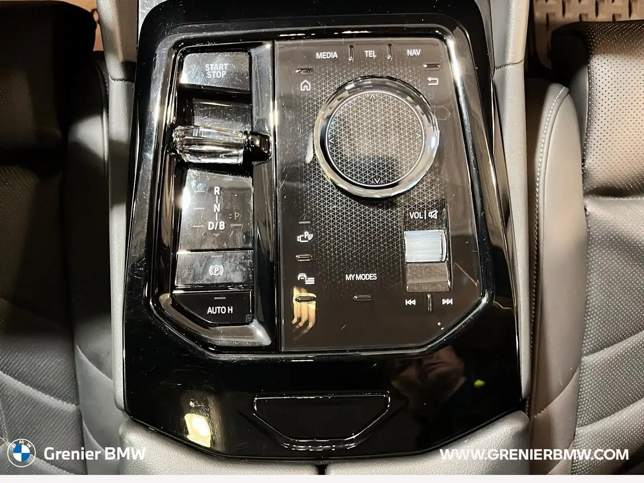 BMW i5 - Image 13