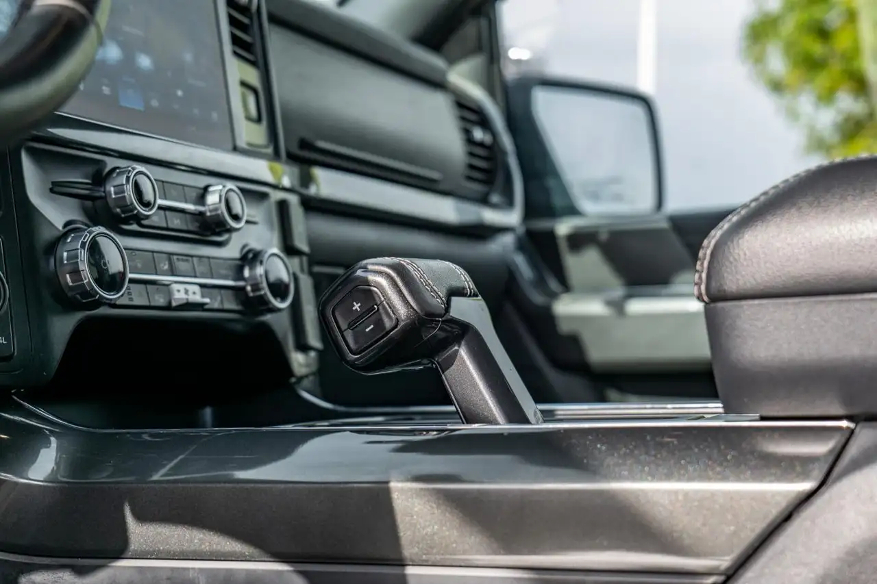 Ford F-150 - Image 14