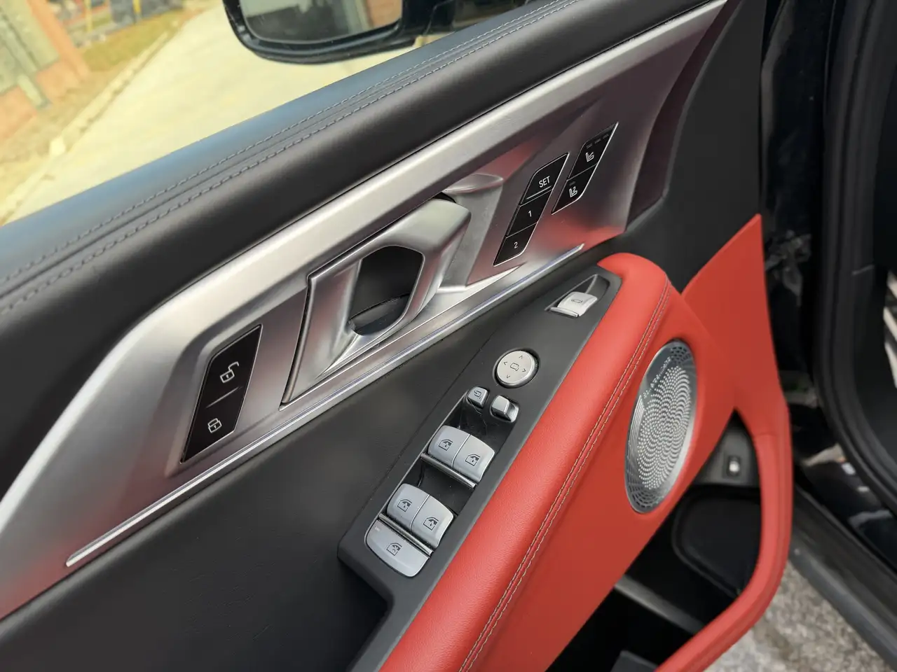BMW XM - Image 20