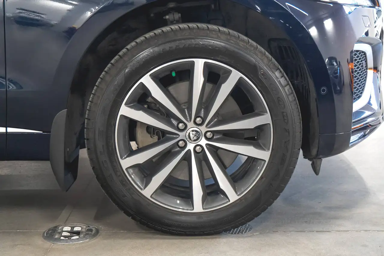 Jaguar F-Pace - Image 22