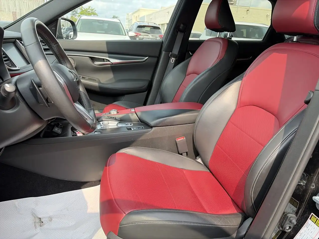 Infiniti QX50 - Image 19